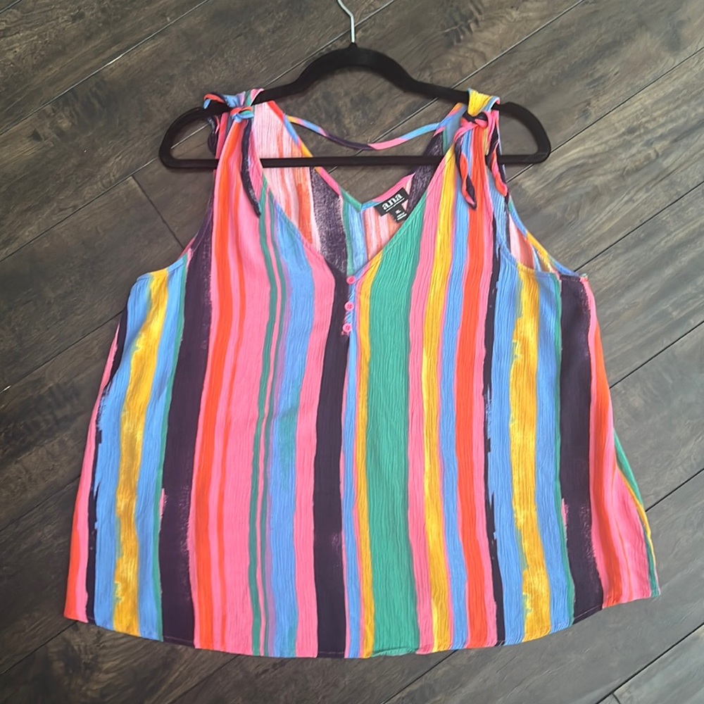 Multi color Striped tank, size XL